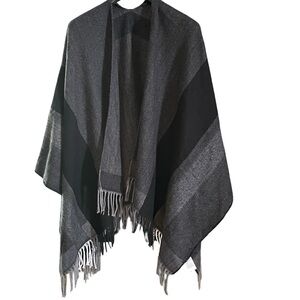 Banana Republic Shawl Wrap Fringe Herringbone One Size